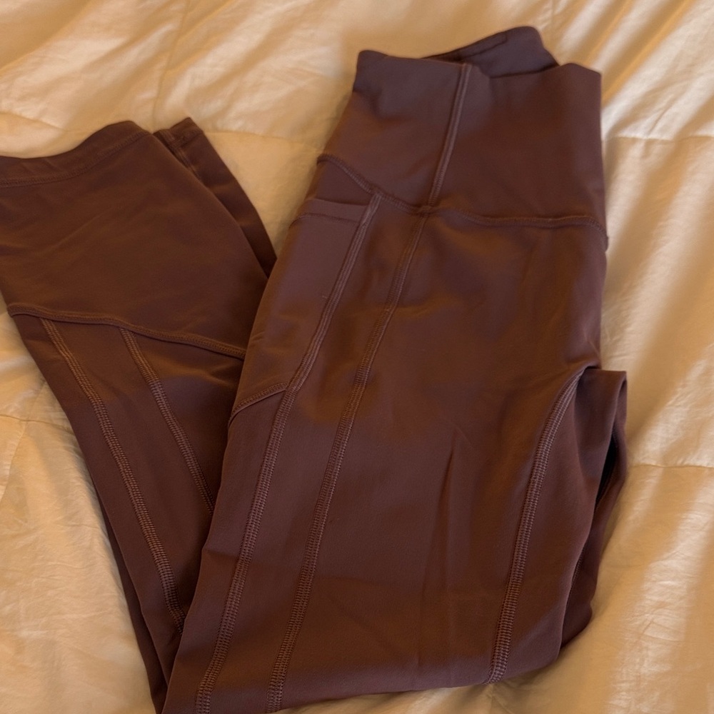 Lululemon NWOT Mauve Leggings